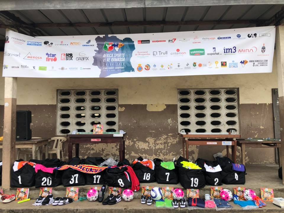 Grafix, presente en la aventura del A.E. Ramassà en Costa de Marfil